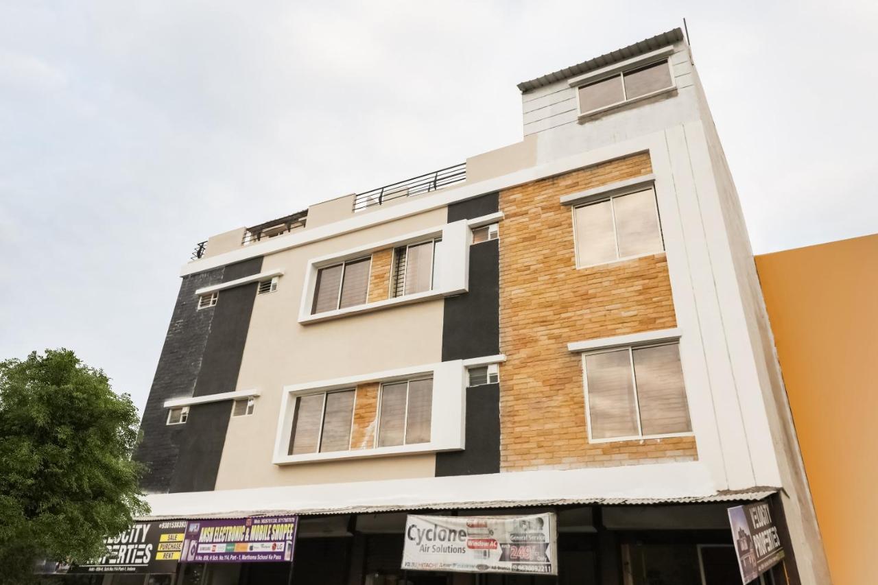 Oyo Flagship 30861 Hotel Velocity Vijay Nagar Indore Exteriör bild