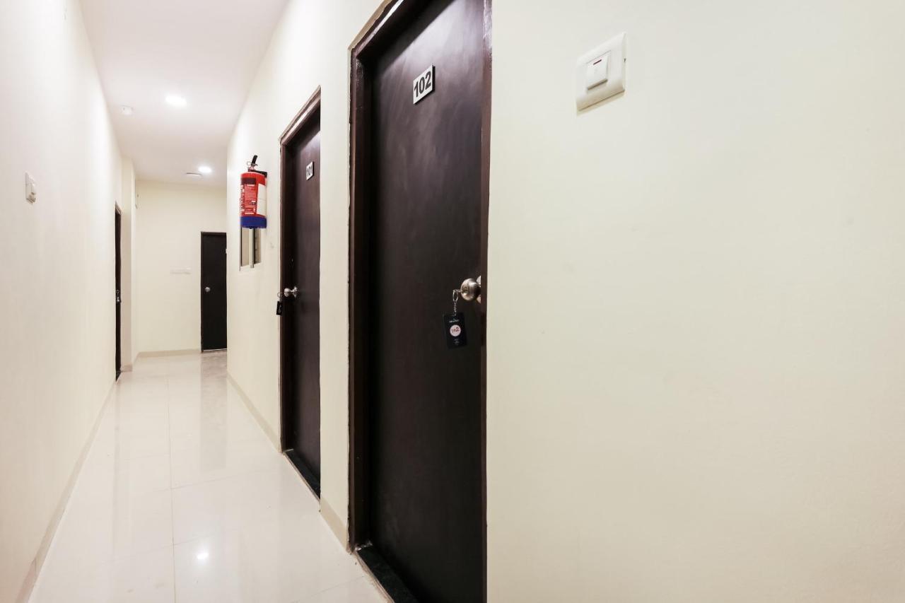 Oyo Flagship 30861 Hotel Velocity Vijay Nagar Indore Exteriör bild